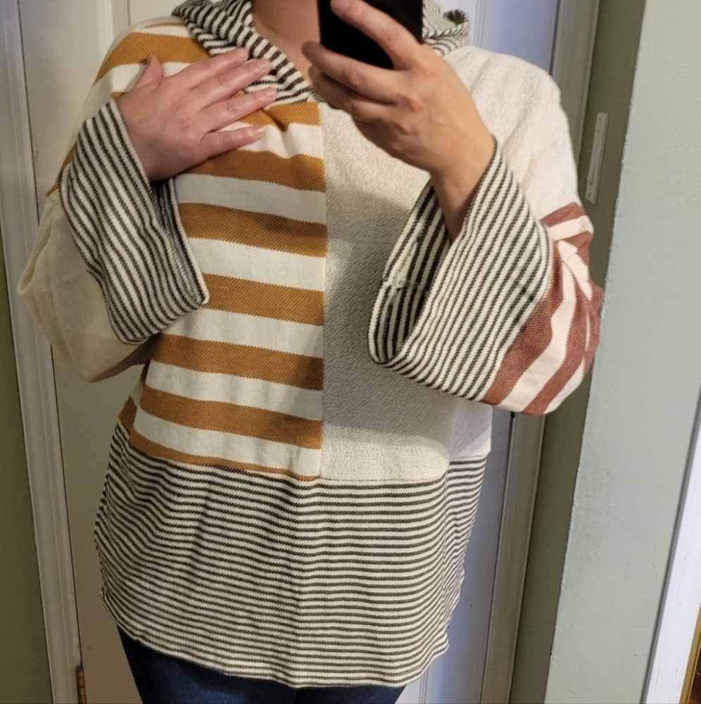 LAST 1 MEDIUM STRIPEZ Contrast Hoodie - Picture 10 of 10